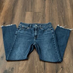 GAP High Rise Cigarette Jeans Size 4 Dark Wash Ankle Frayed Hem Denim
